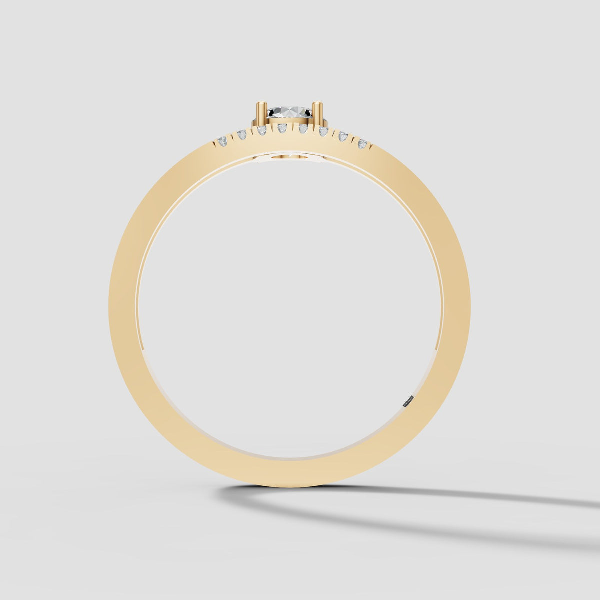 Aria Oval Halo in Yellow Gold