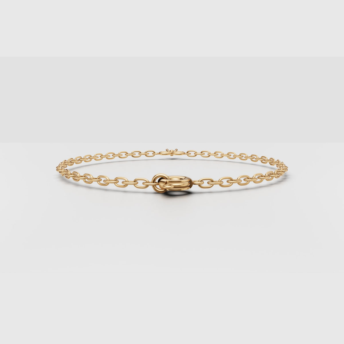 Bow Charm Chain Bracelet in Yellow Gold