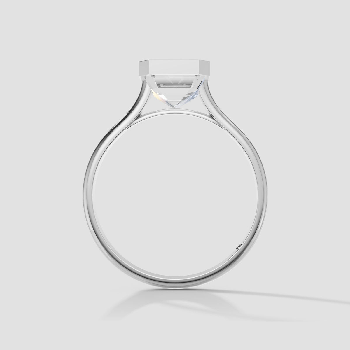 Edith Emerald Bezel in White Gold
