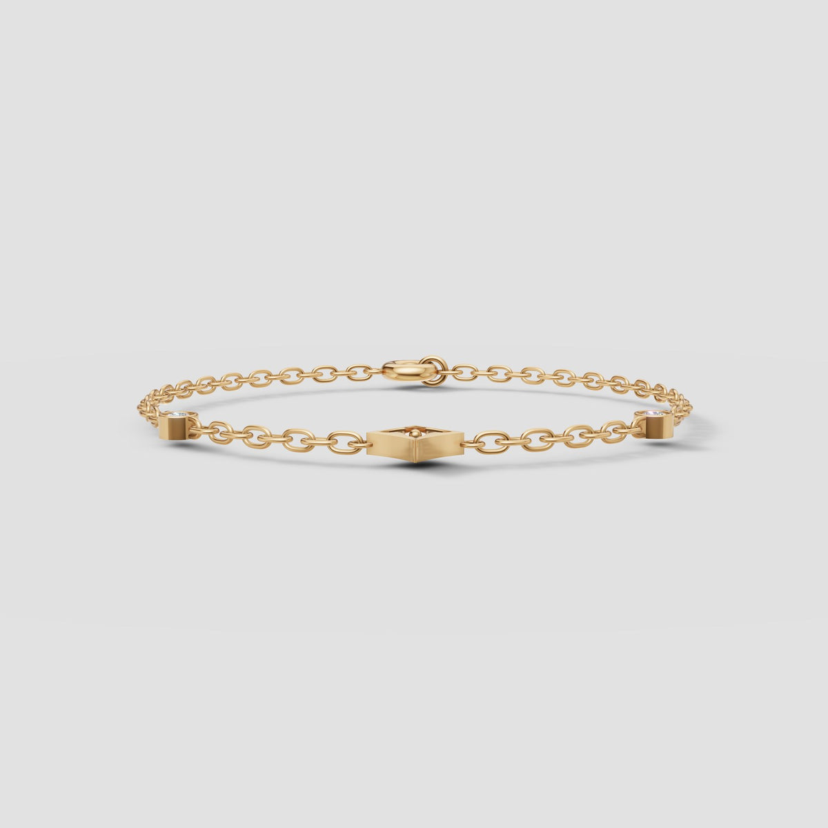 Etoile Station Chain Bracelet in Yellow Gold