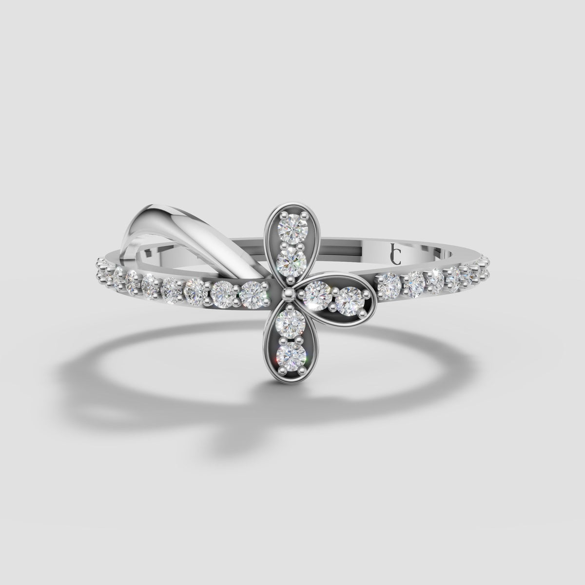 Fleur Clover Pave Ring in White Gold