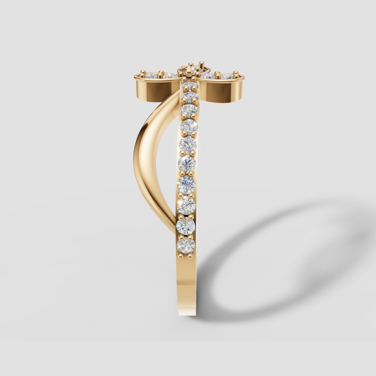 Fleur Clover Pave Ring in Yellow Gold