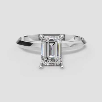 Iris Emerald Solitaire in White Gold