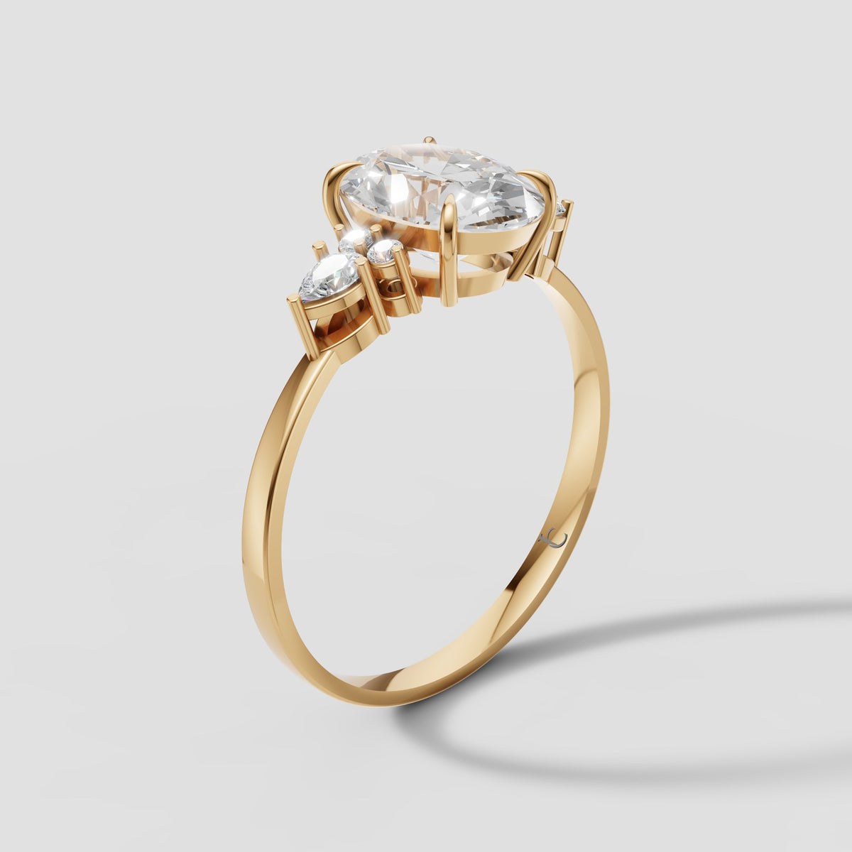 Lyra Oval Cluster Ring in Yellow Gold