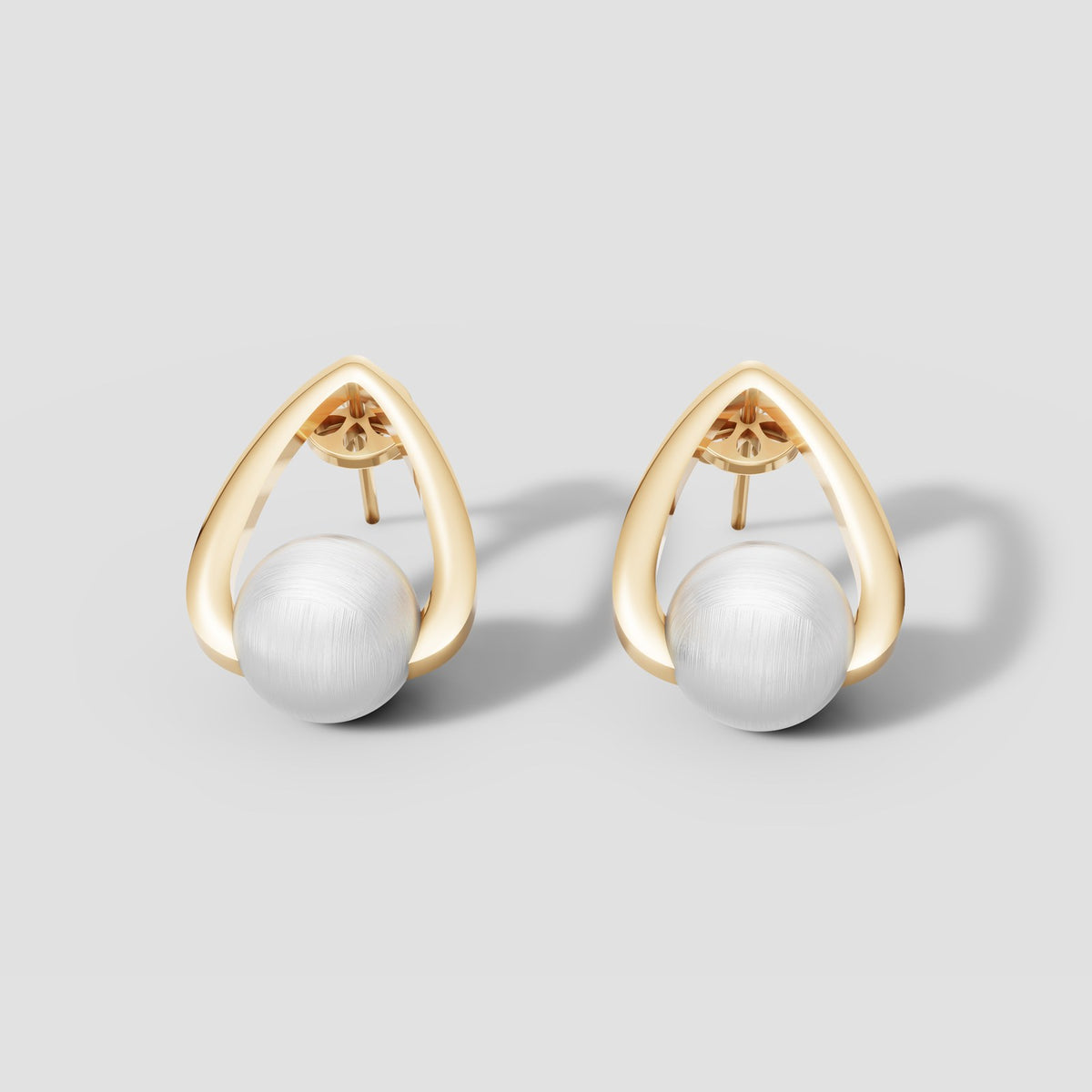 Odile Pearl Teardrop Studs in Yellow Gold