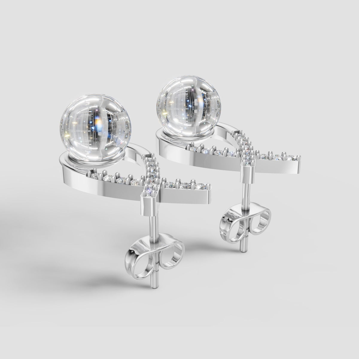 Perla Crossover Pearl Earrings in White Gold