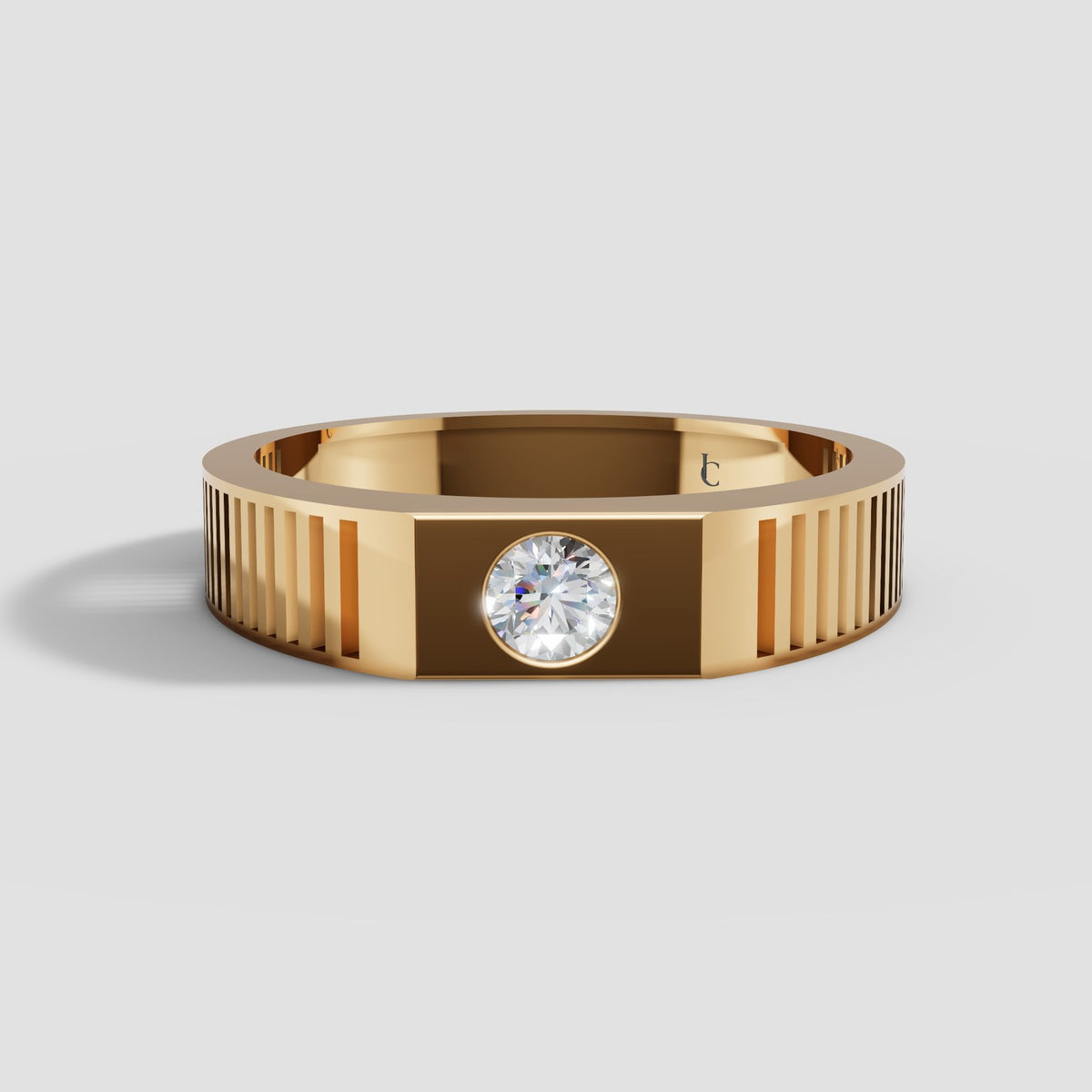 Ronan Ribbed Solitaire in Yellow Gold