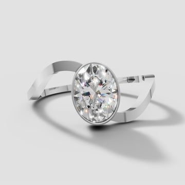Saskia East West Oval in White Gold