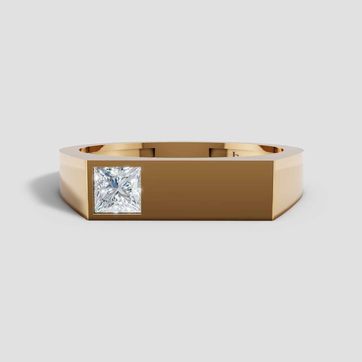Theo Princess Bar Ring in Yellow Gold